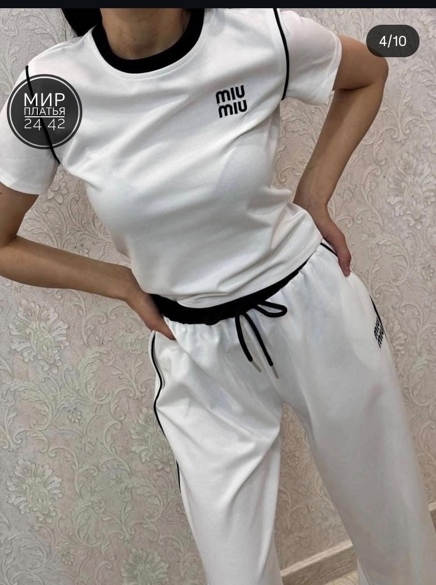 спортивные костюм,костюм спортивный женский,женские костюмы,chanel костюм спортивный женский с футболкой,костюм платья