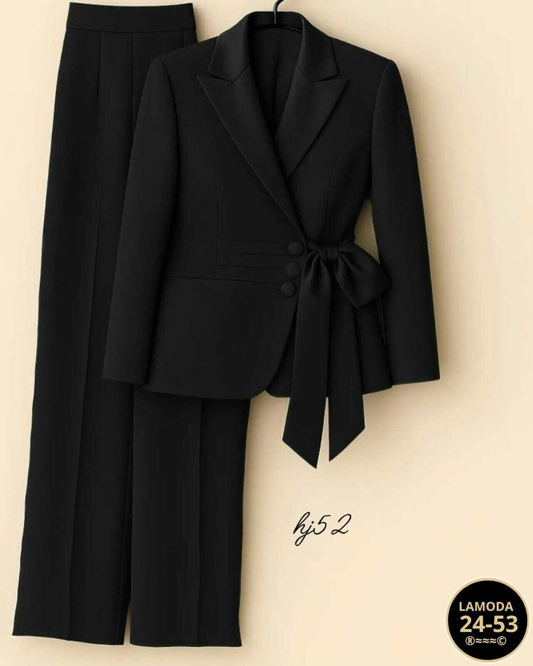 классический костюм,брючный костюм,брючный костюм женский,классический женский брючной костюм,модные женские костюмы