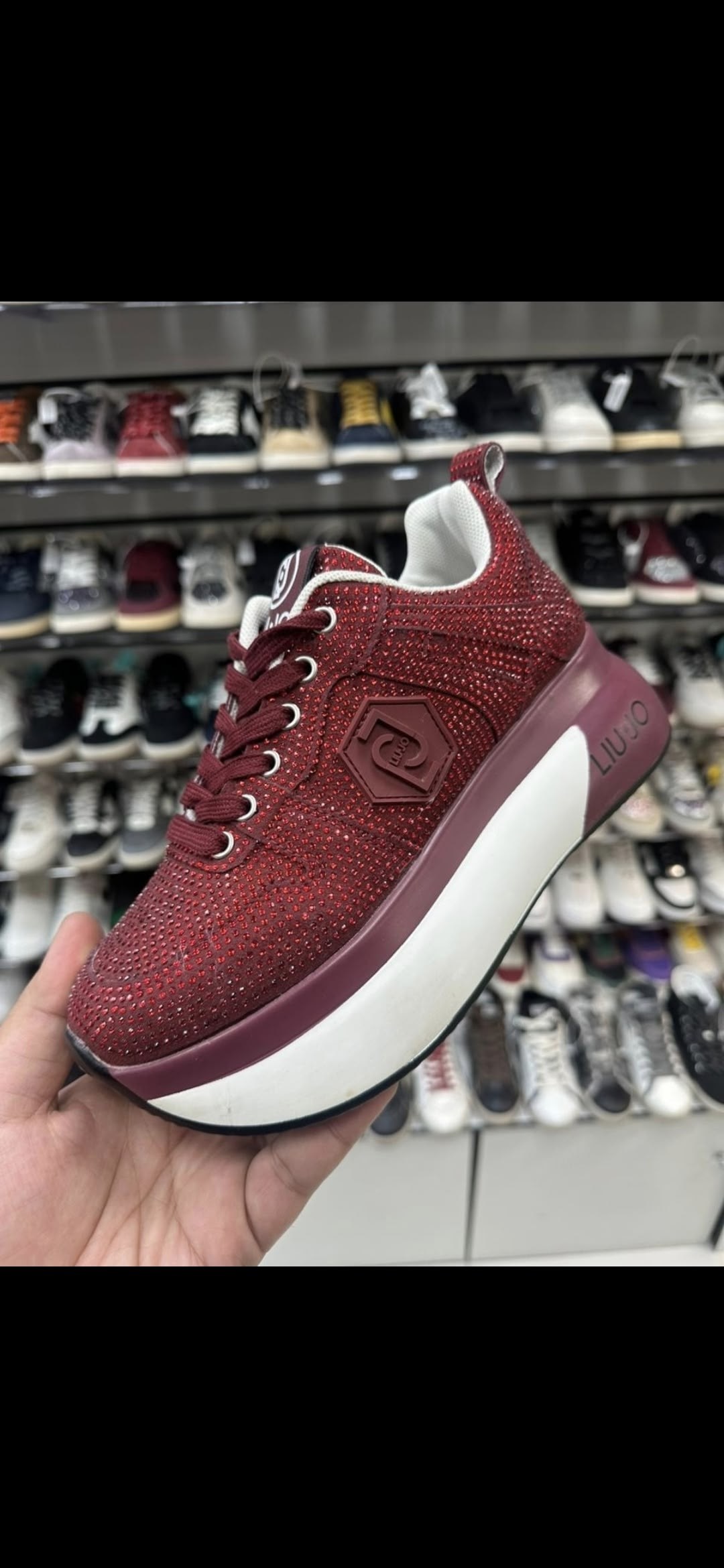 ,кроссовки женские liu jo,женские кроссовки,кроссовки liu jo,черные кроссовки