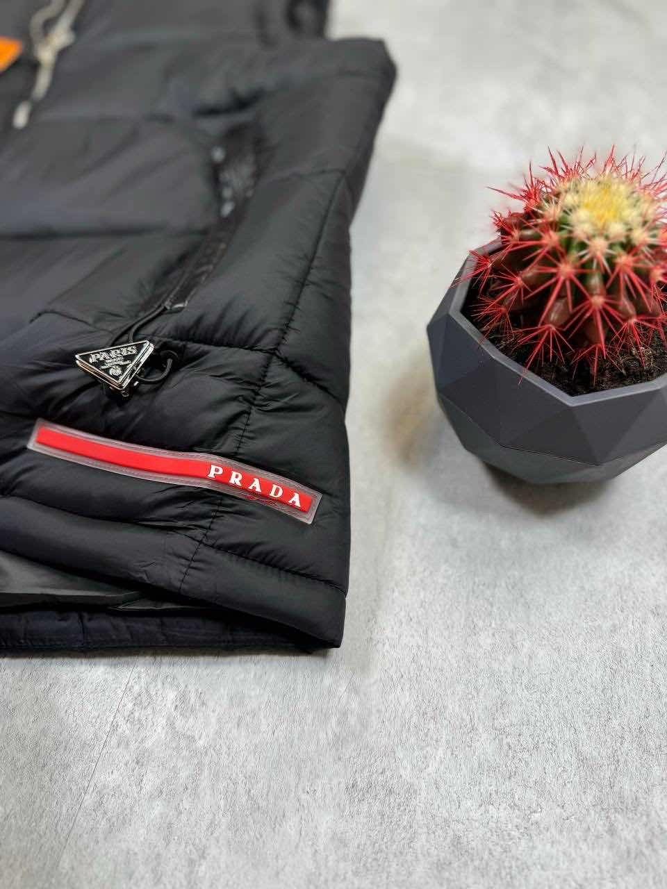 пуховик prada,пуховик фенди,жилетка прада,жилет,жилет для женщин