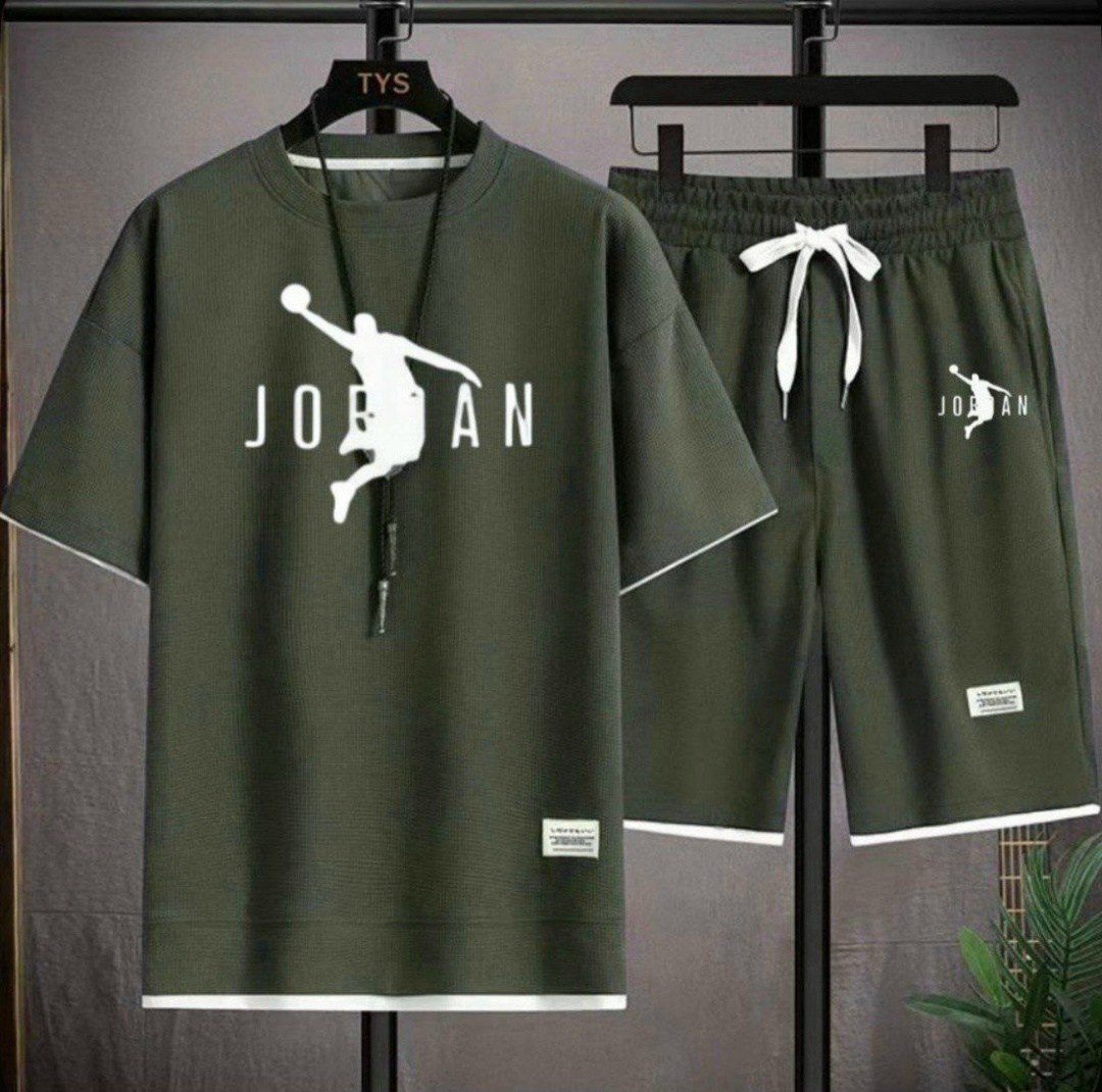 костюм спортивный летний с футболкой и шортами,спортивный костюм с футболкой и шортами,спортивные костюм с шортами,футболка и шорты костюм,костюм мужской спортивный с шортами