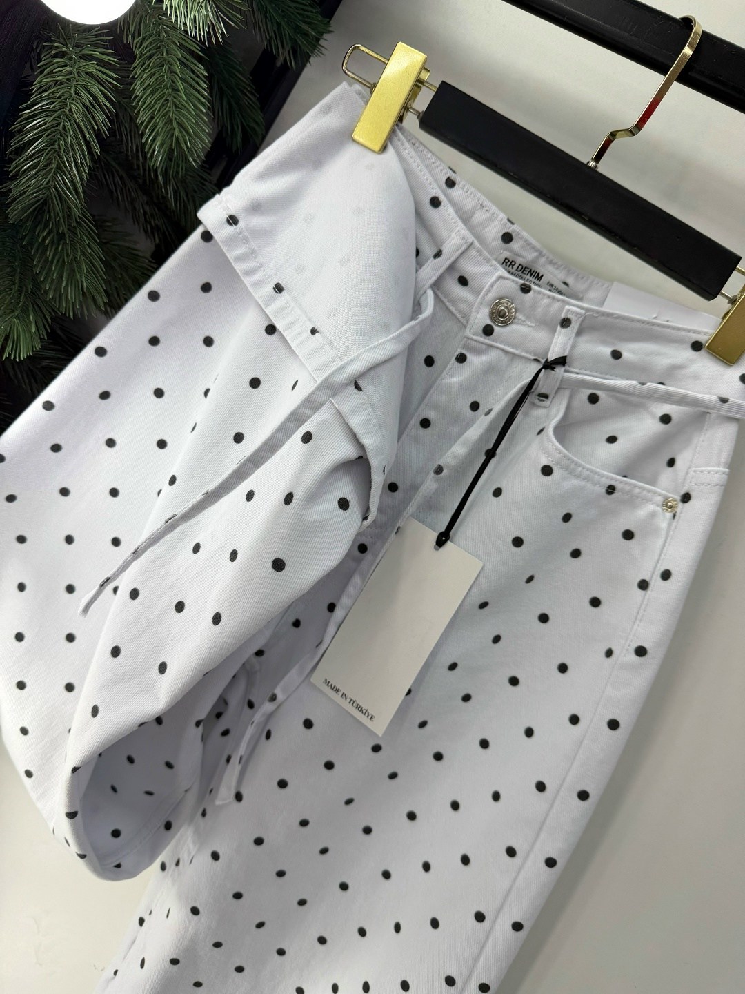 брюки широкие,брюки светлые,брюки с принтом,женские широкие брюки,брюки белые