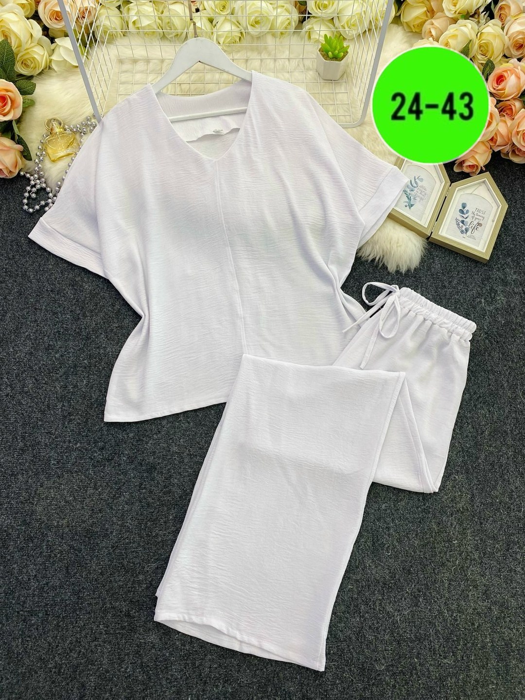 костюм брючный,летние костюмы женские,,стильные костюмы,костюм повседневный