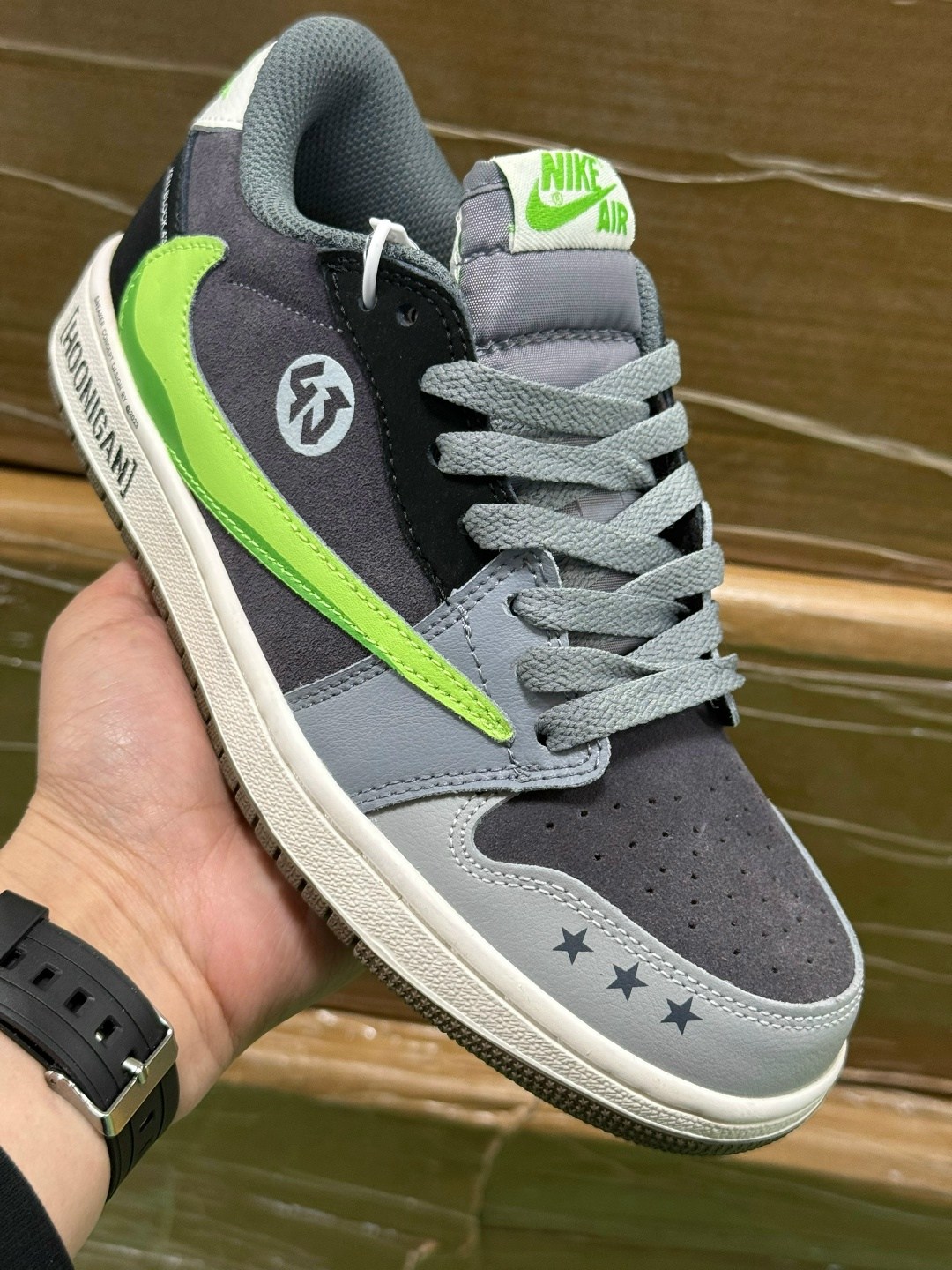 кроссовки nike air jordan 1 low x travis scott,кроссовки travis scott x air jordan 1 low,кроссовки,travis scott x air jordan 1 low og,nike air jordan 1 low