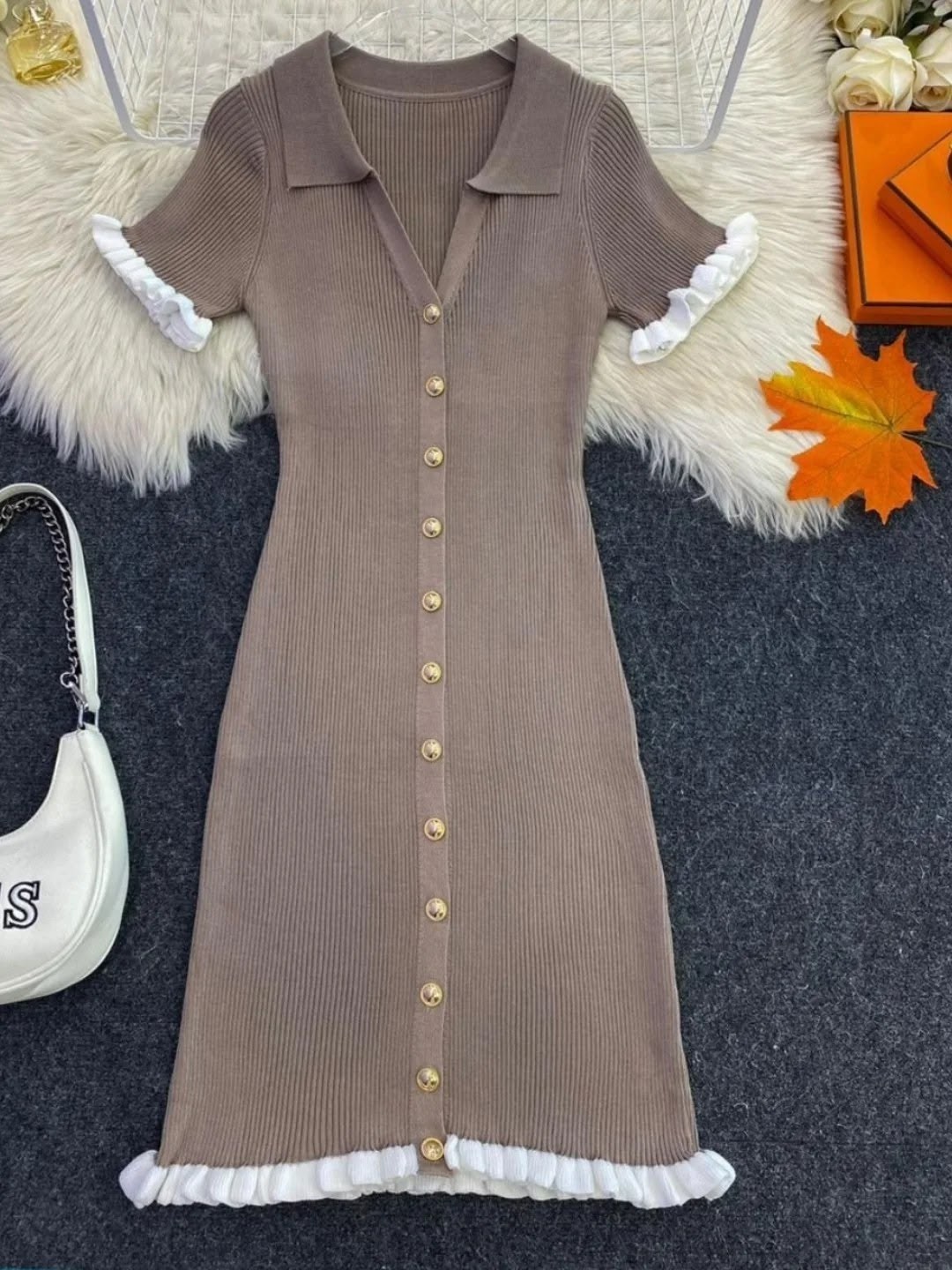 платье с воротником,трикотажное платье с воротником,трикотажное платье,платье женское,платье трикотажное мини