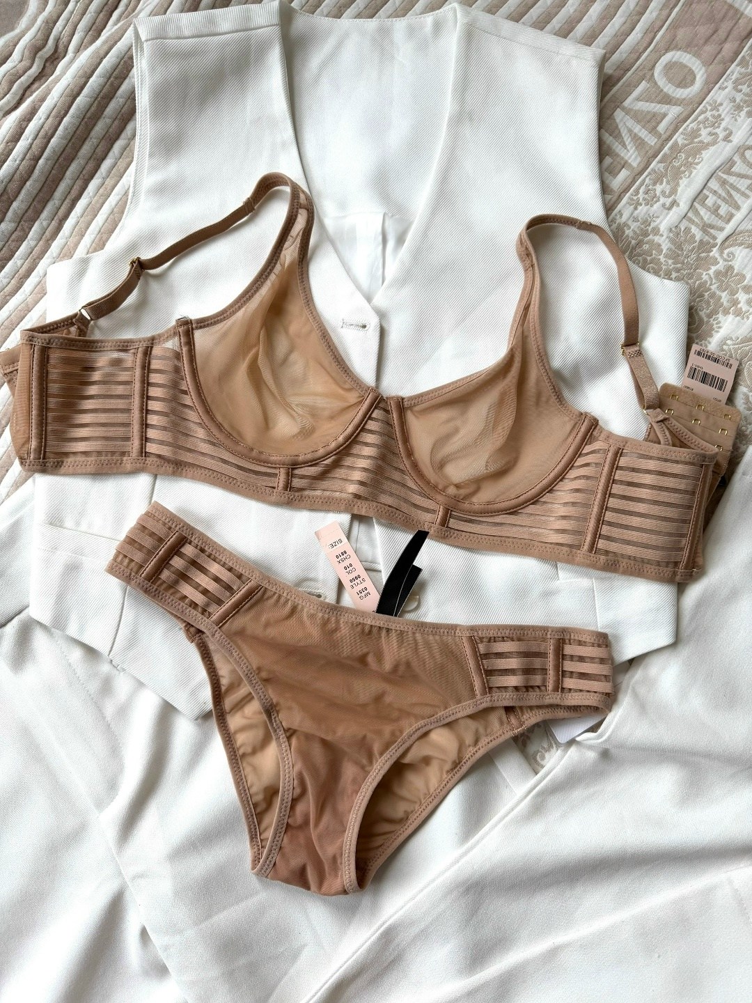 комплект женского нижнего белья,женская нижнее белье,женские белье,нижнего белья комплект,нижнего белья