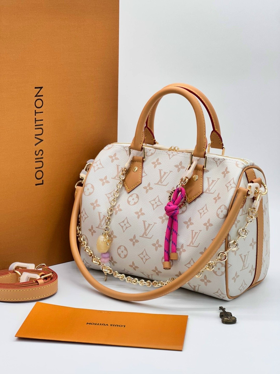 сумка louis vuitton,louis vuitton сумка женская,louis vuitton сумка на плечо,маленькие сумки луи витон,сумка луи витон женская