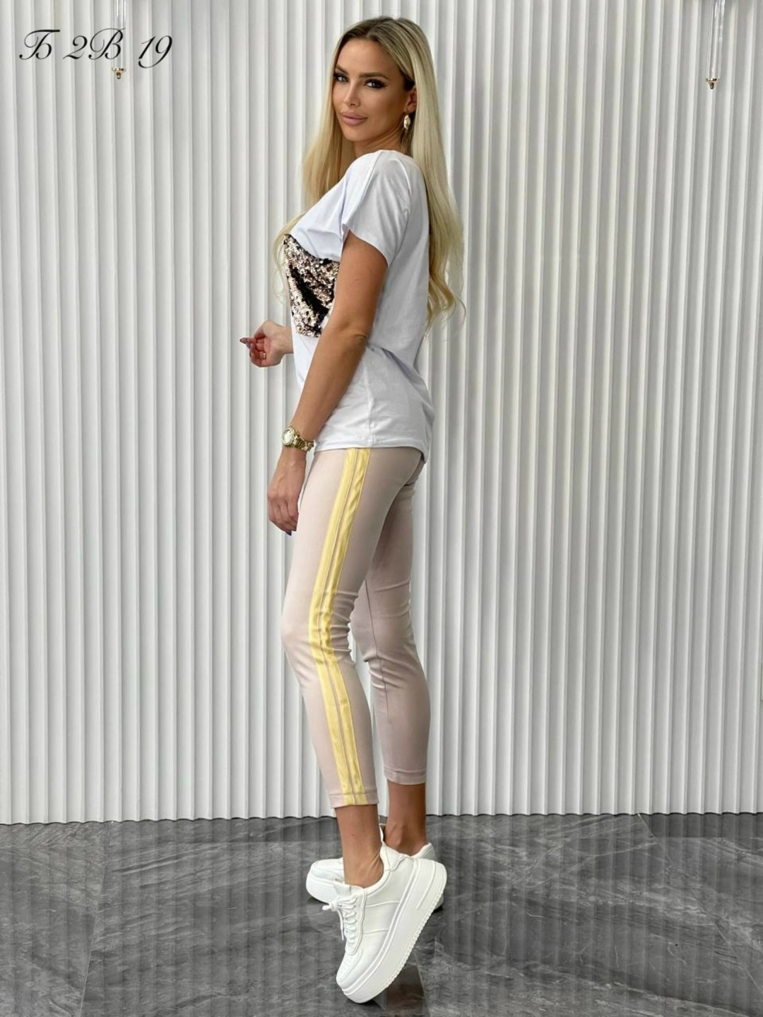 женские костюмы,повседневный женский костюм,