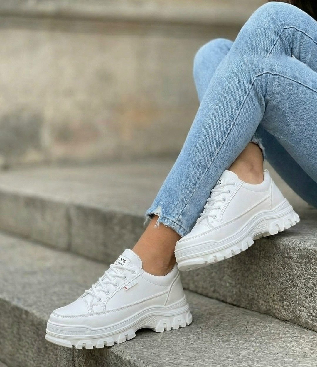 ,кроссовки женскиe,кроссовки белые женские на высокой подошве,кроссовки на высокой подошве,белые женские кроссовки