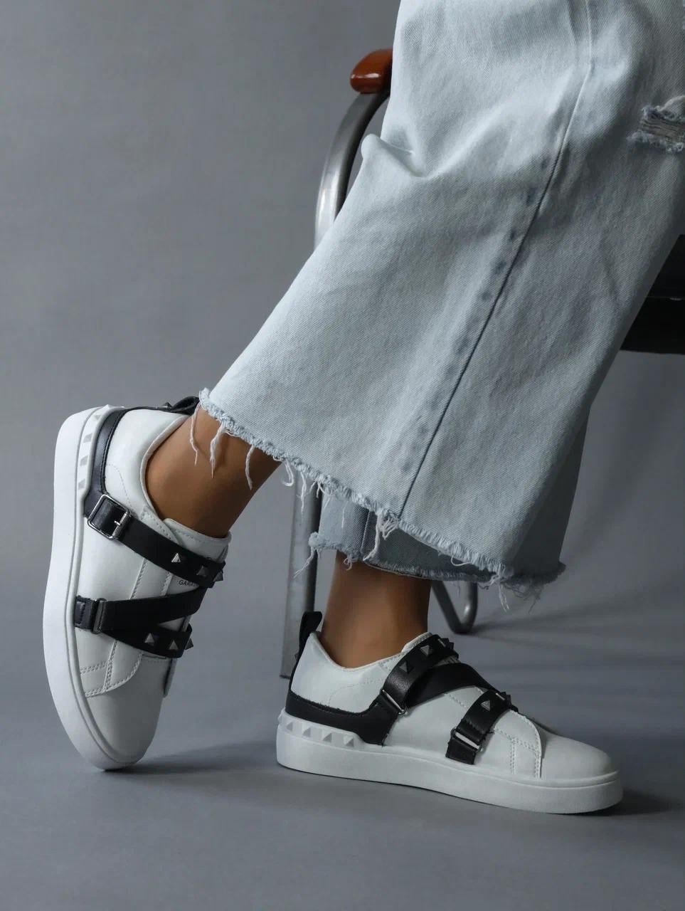 , модная, женская,кроссовки с ремешком,valentino кроссовки