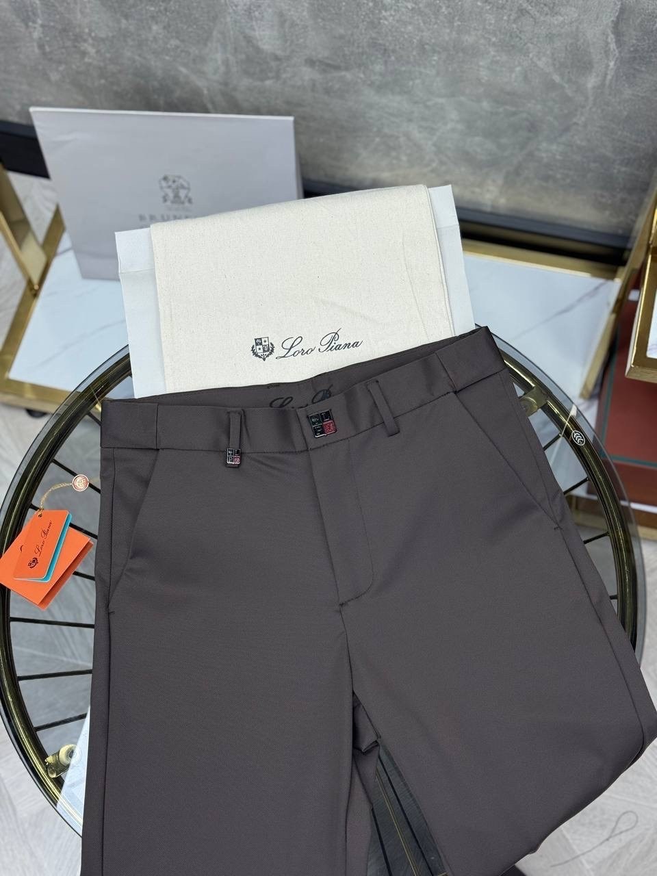 брюки классические,элегантные брюки,мужские брюки,брюки модные,брендовые брюки