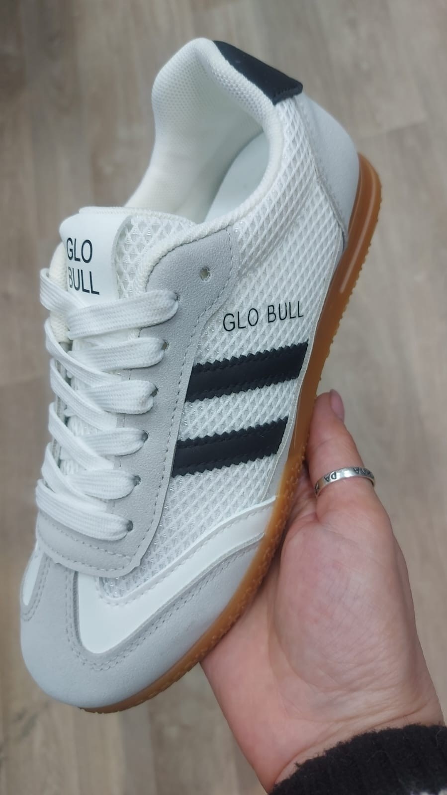 женские кроссовки adidas,кроссовки женскиe,,повседневные кроссовки,женская спортивная