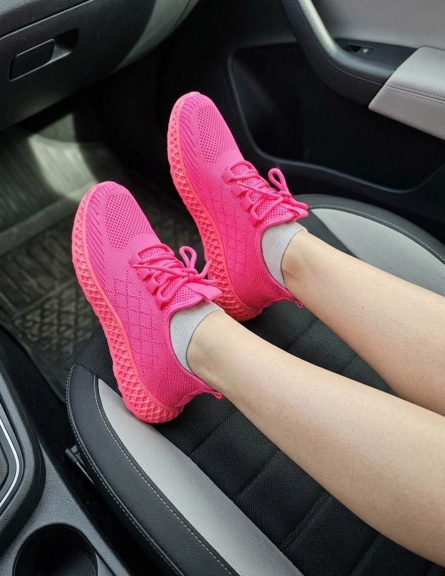 ,кроссовки женскиe,малиновые кроссовки женские,малиновые кроссовки,кроссовки женские летние