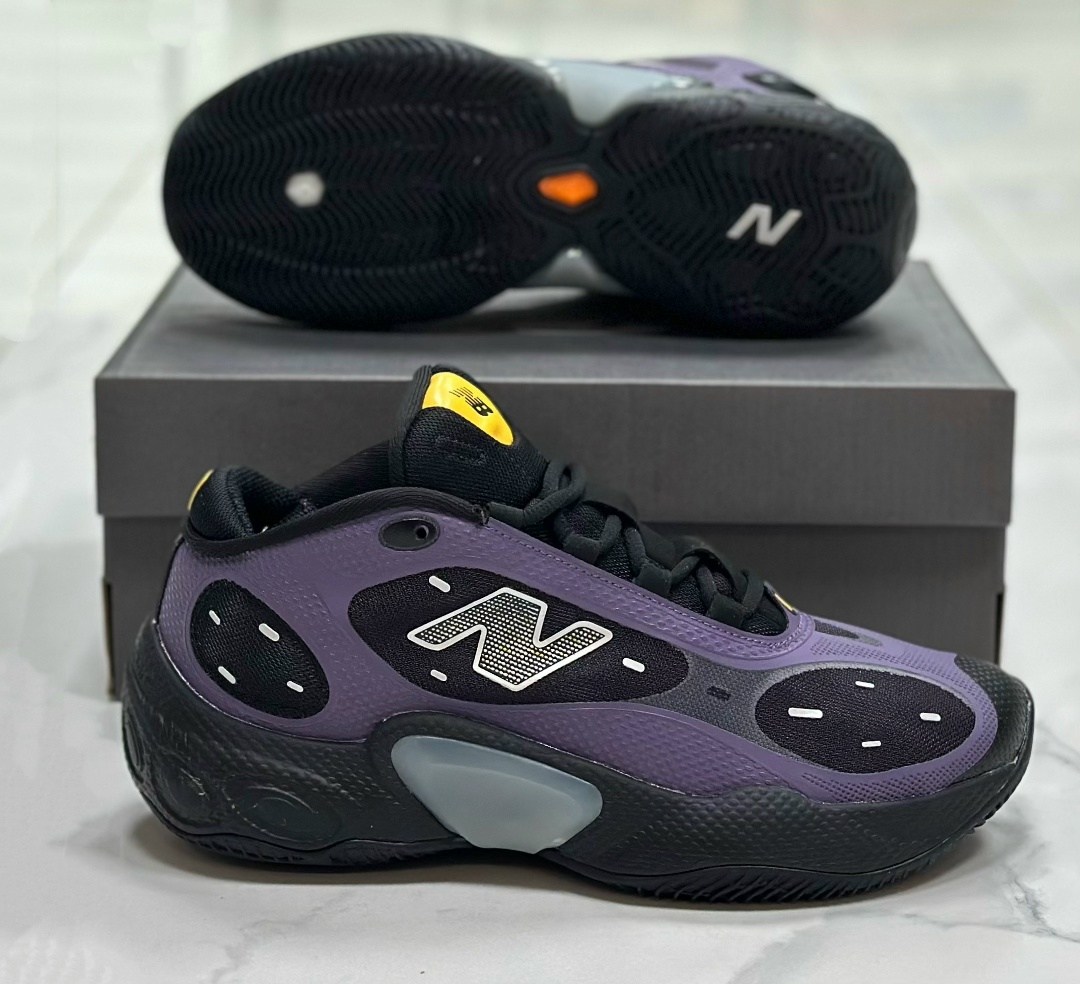 баскетбольная ,кроссовки баскетбольные,фиолетовые кроссовки,кроссовки для баскетбола,кроссовки