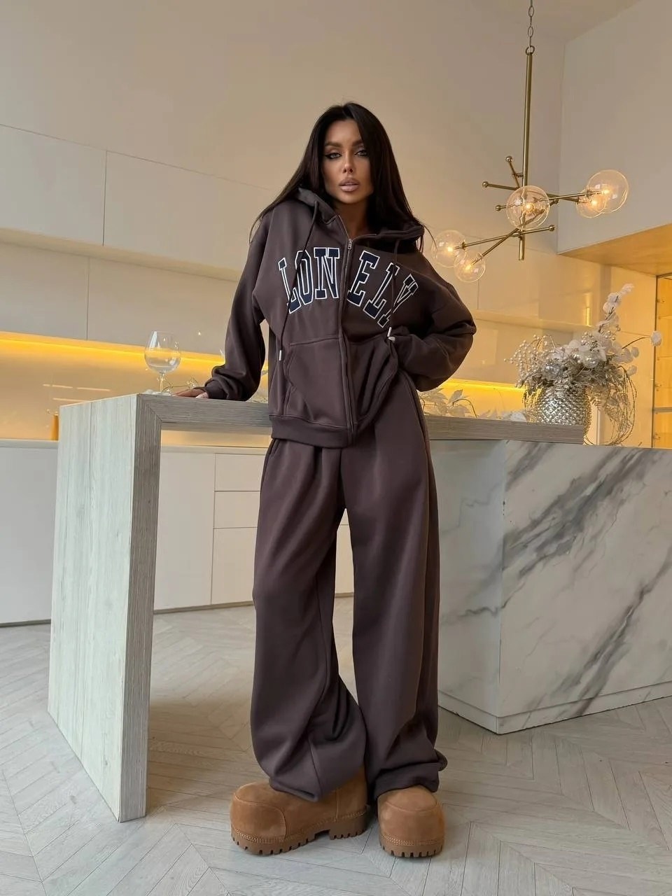 костюм спортивный женский теплый,женский красный костюм miu miu,костюм спортивный,cпортивный костюм женский на флисе,красный женский костюм