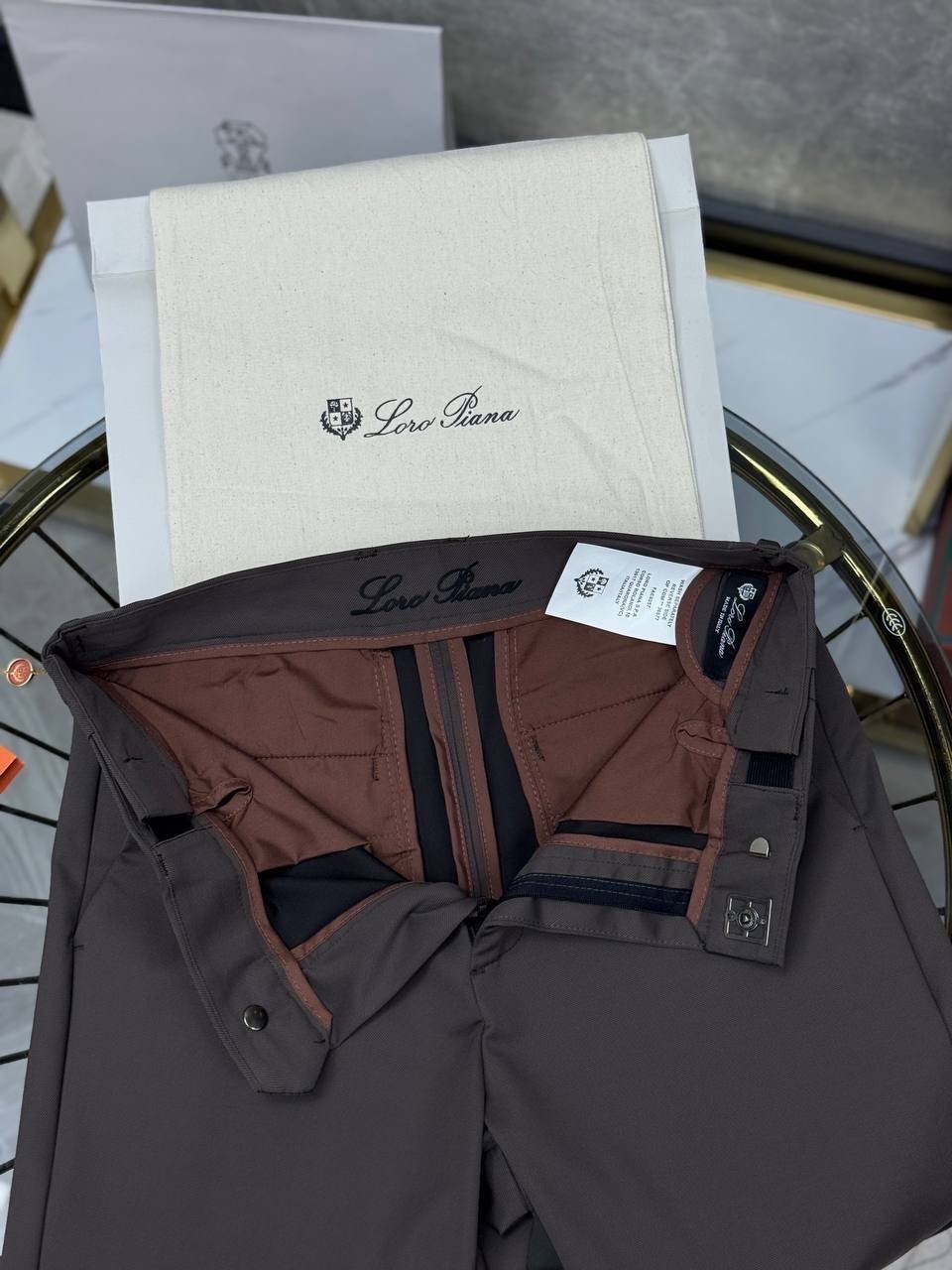 брюки классические,элегантные брюки,мужские брюки,брюки модные,брендовые брюки