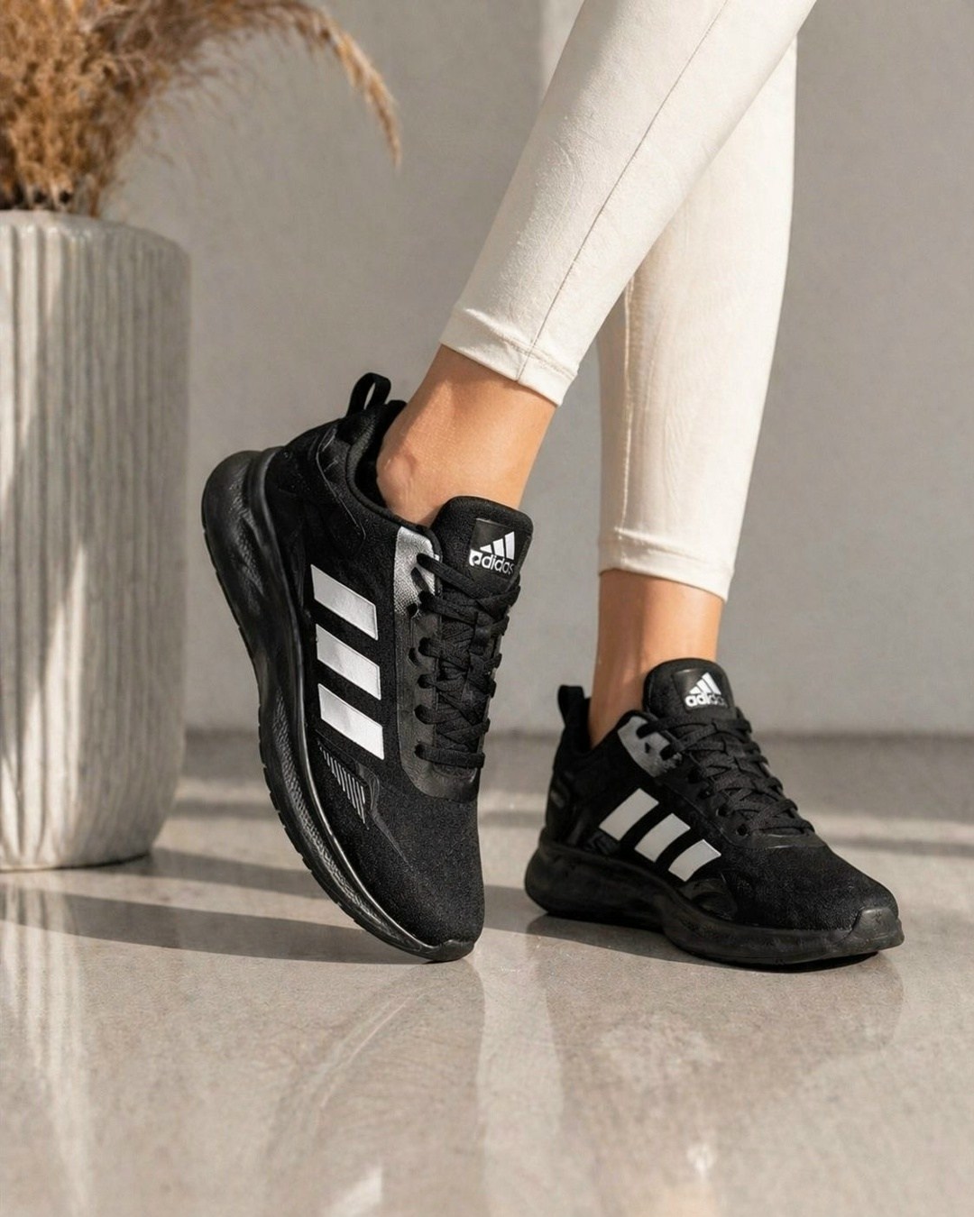 кроссовки adidas,кроссовки мужские adidas,кроссовки,кроссовки мужские женские adidas,спортивные кроссовки