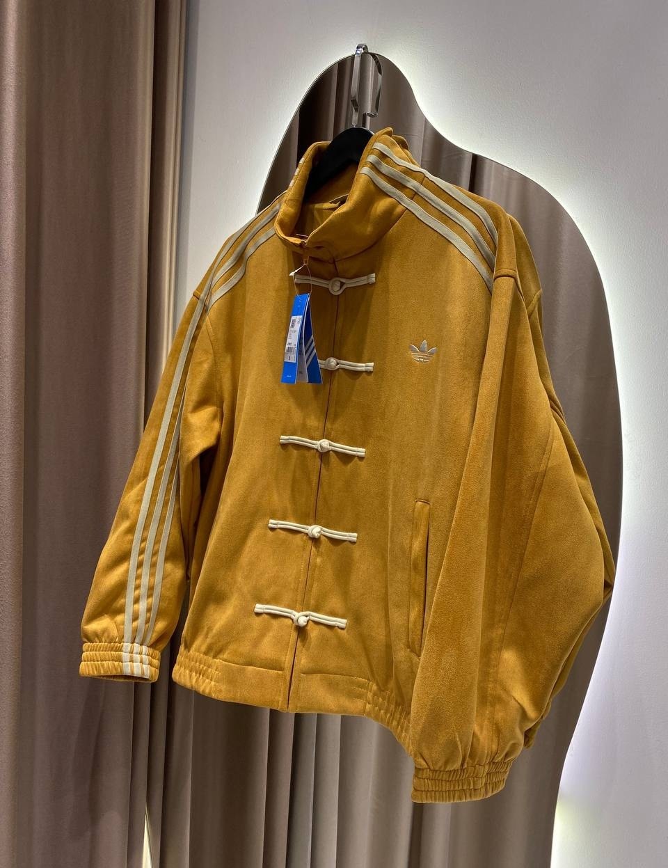 куртка adidas,кофта адидас в китайском стиле,куртка,куртка адидас