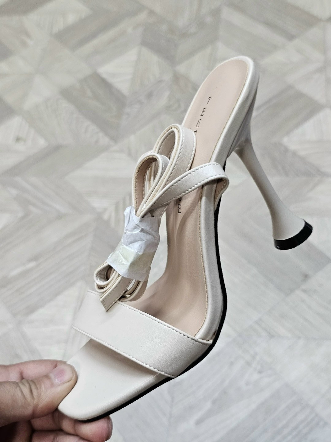 ,женские босоножки,босоножки на каблуках,прозрачные босоножки,женские босоножки на высоком каблуке