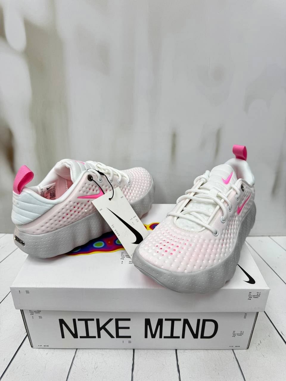 кроссовки nike,женские кроссовки nike,кроссовки nike розовые,оригинальные кроссовки nike,nike training серые кроссовки