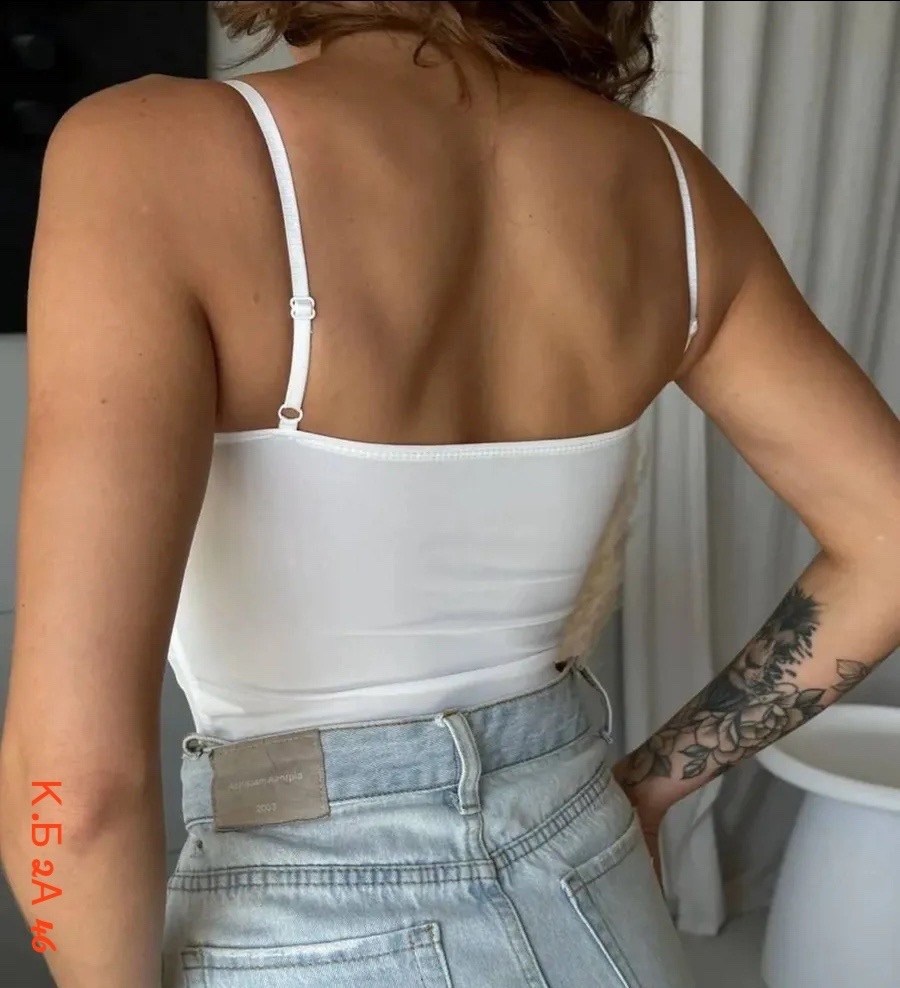 женский кроп топ,топ женский,топ с чашками,топ женский кроп топ,топик