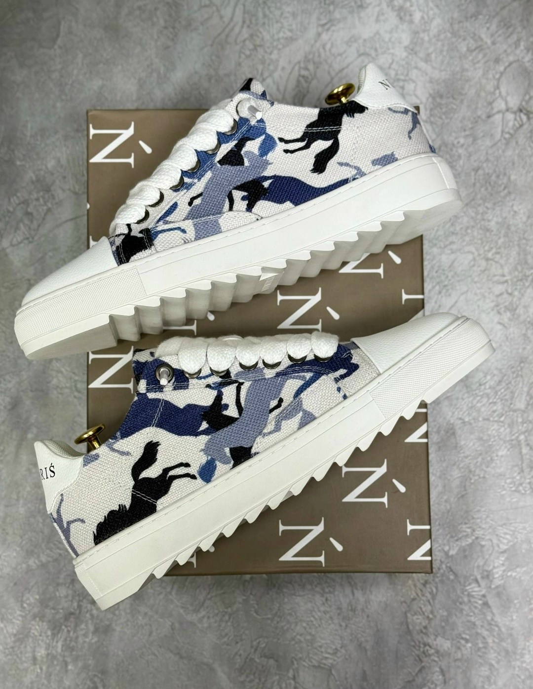 , спортивная,кроссовки женские мужские,кроссовка мужской,модные кроссовки