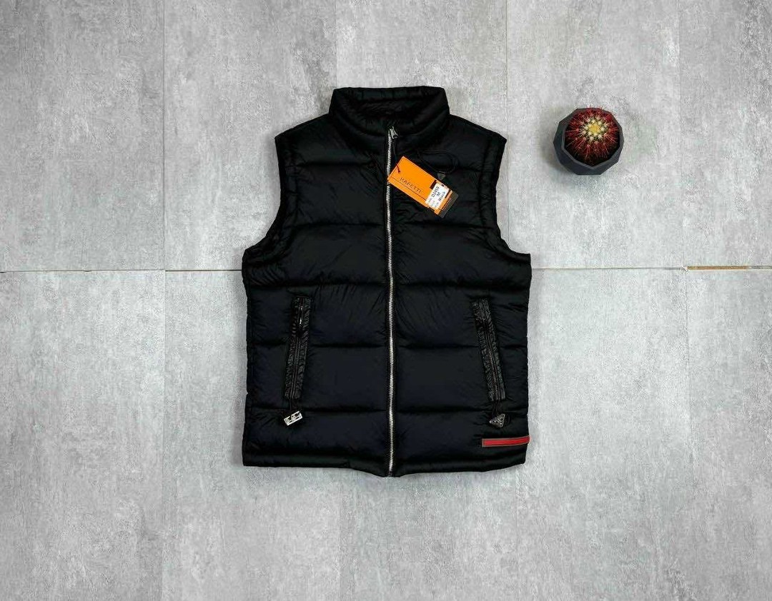 пуховик prada,пуховик фенди,жилетка прада,жилет,жилет для женщин