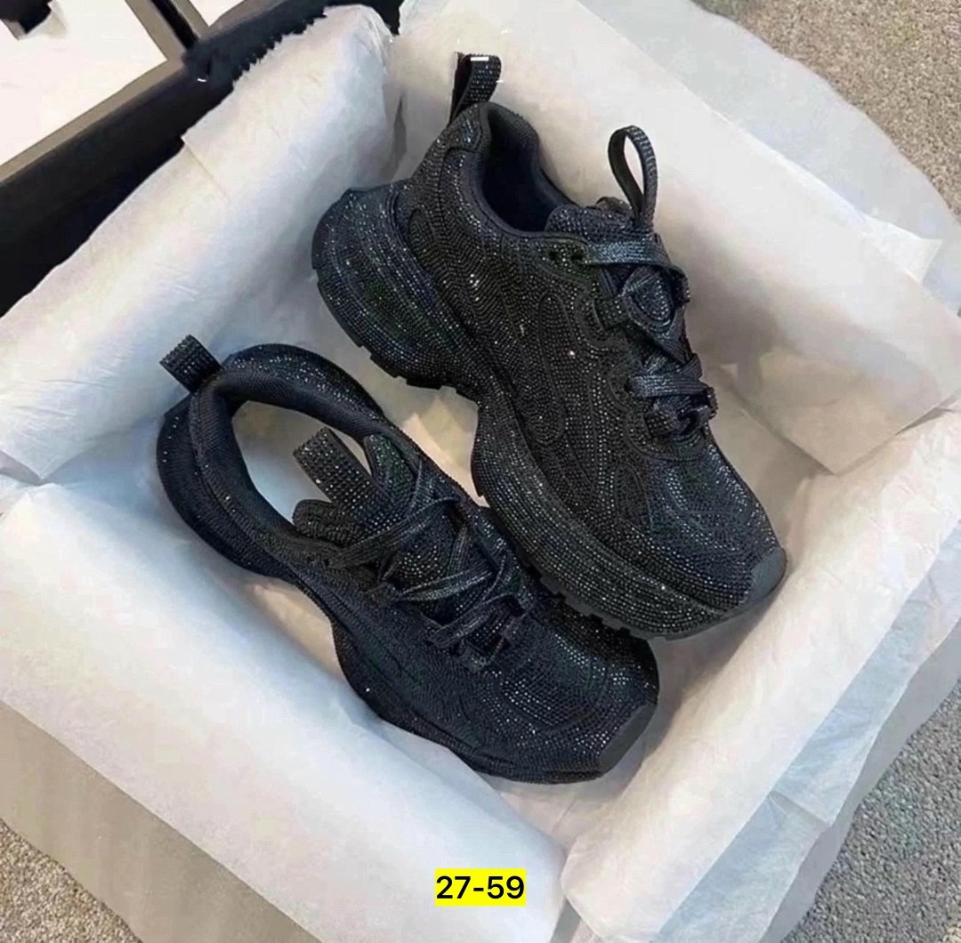 ,balenciaga кроссовки женские,кроссовки со стразами,adidas yeezy boost 350 v 2,кроссовки adidas yeezy boost 350