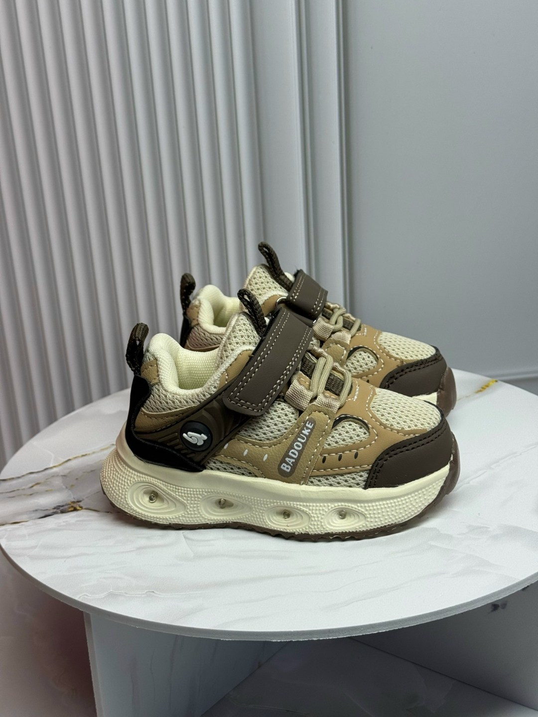 детские кроссовки,кроссовки мальчику,детские кроссовки для мальчика,кроссовки,кроссовка детская