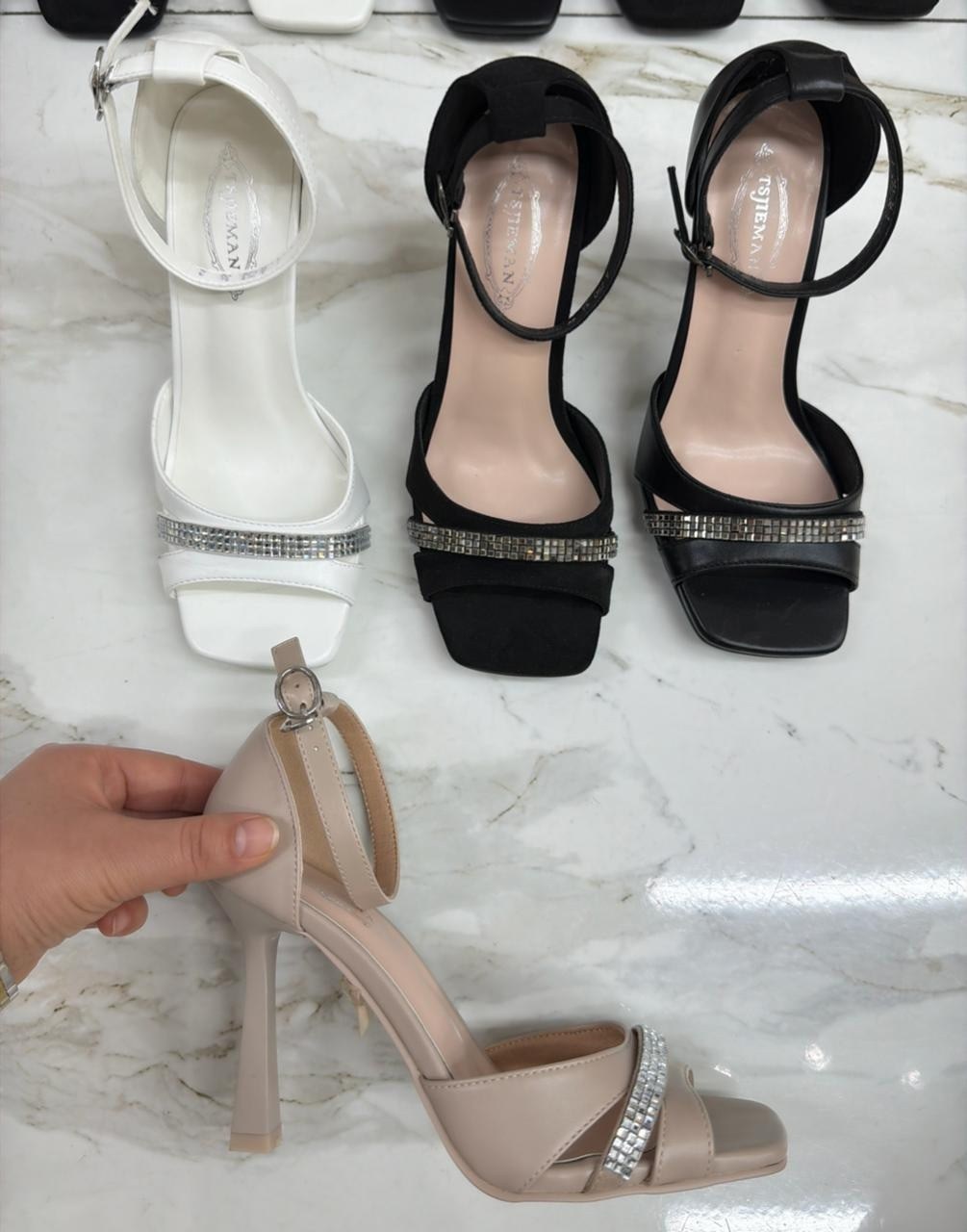 женские босоножки,,босоножки стильные,модные босоножки,босоножки на каблуках