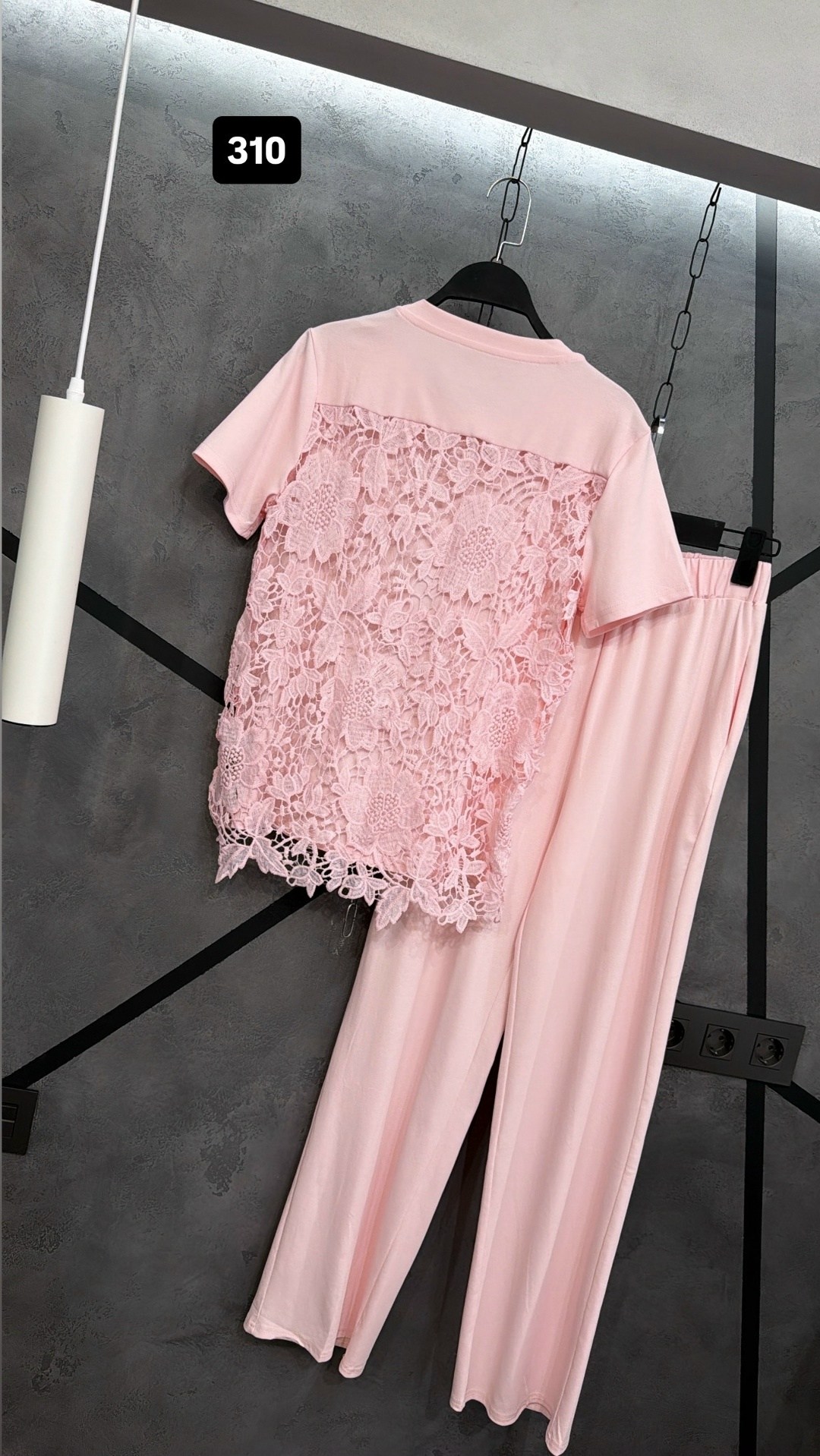 костюм с брюками,женские костюмы,женский брючный костюм,костюм классический,летние костюмы