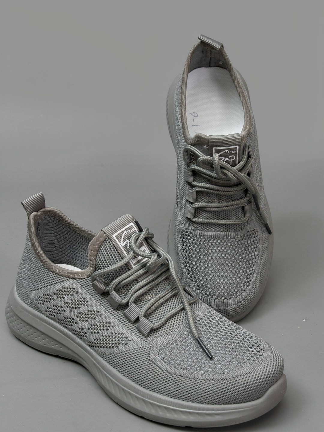 ,кроссовки женскиe,слипоны женские,тканевые кроссовки женские,слипоны летние