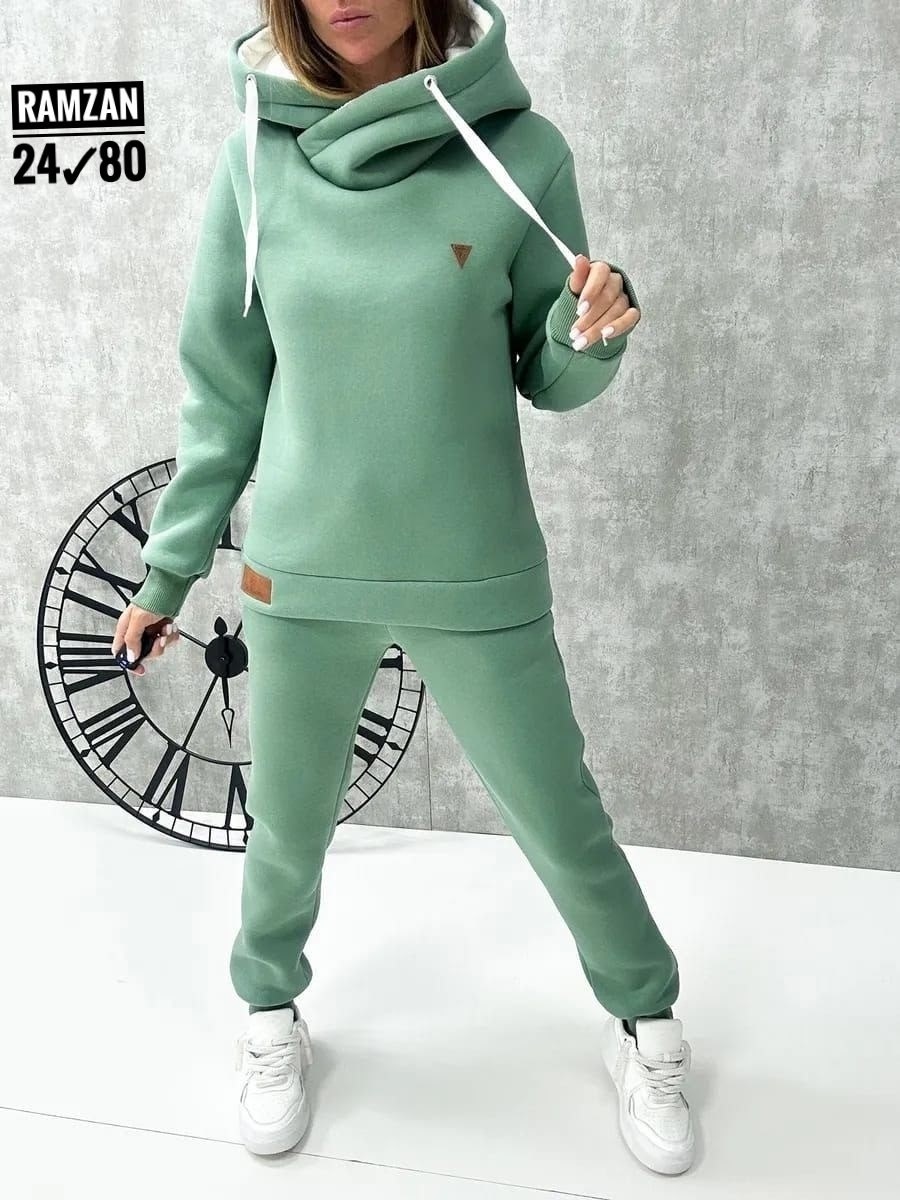 женский спортивный костюм на флисе,женский костюм на флисе,женский спортивный костюм на флисе арт. 11645457,костюм женский на флисе арт. 11877330,тёплый костюм