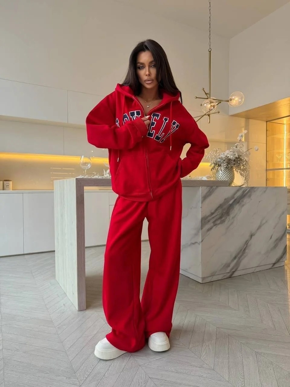 костюм спортивный женский теплый,женский красный костюм miu miu,костюм спортивный,cпортивный костюм женский на флисе,красный женский костюм