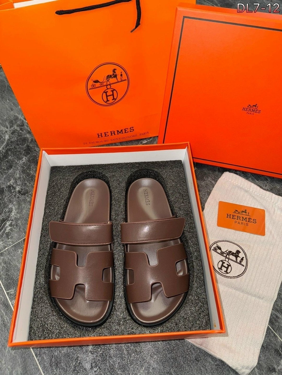 ,шлепки гермес,шлепки эрмес,шлепанцы hermes,сандалии hermes