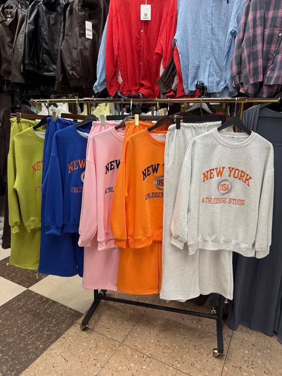 спортивный костюм,спортивные костюмы на флисе,спортивные костюмы оверсайз,спортивные брюки,спортивный костюм одежда