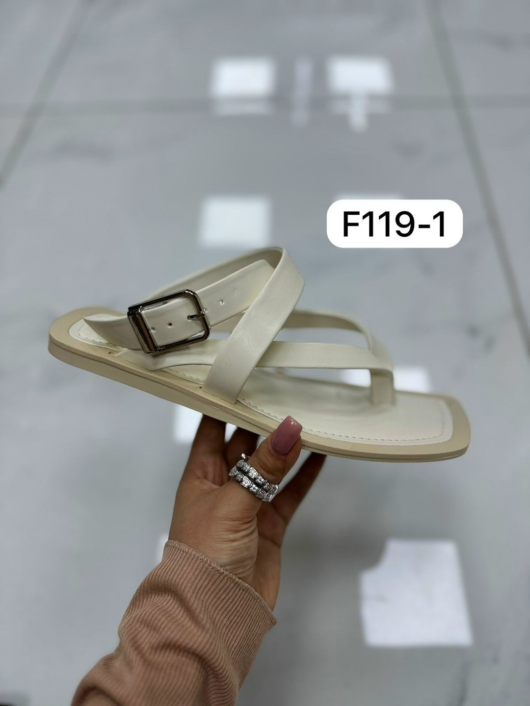 босоножки женские,,женские сандалии,сандалии босоножки,босоножки араз