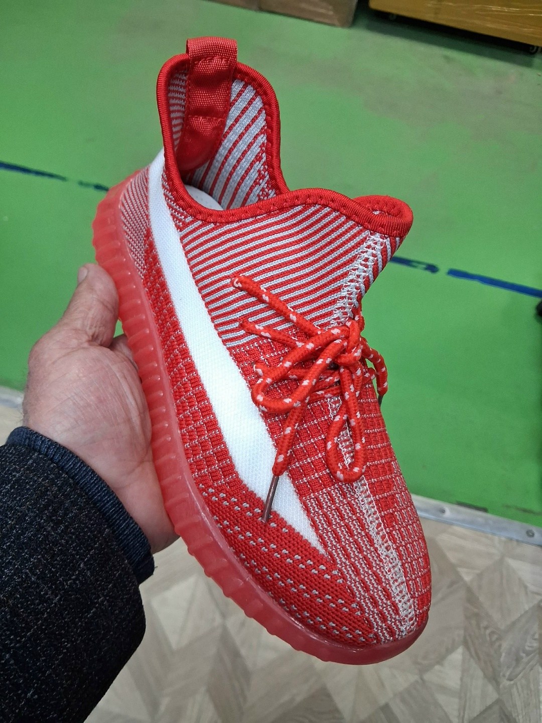 кроссовки adidas yeezy 350 boost,кроссовки желтые,кроссовки,женские кроссовки,кроссовки adidas yeezy boost