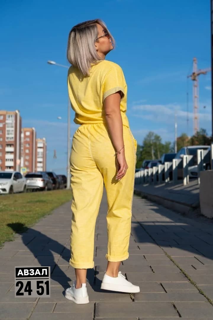 костюм женский,костюм спортивный женский,костюм с брюками,трикотажные костюмы,костюм спортивный