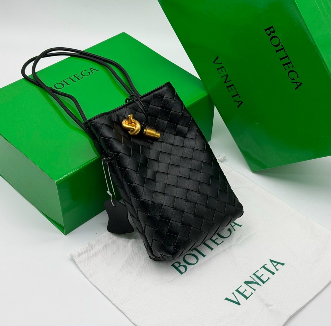 сумка bottega veneta женская,bottega veneta сумка,кожаная сумка bottega veneta,сумка bottega,сумка на плечо bottega veneta