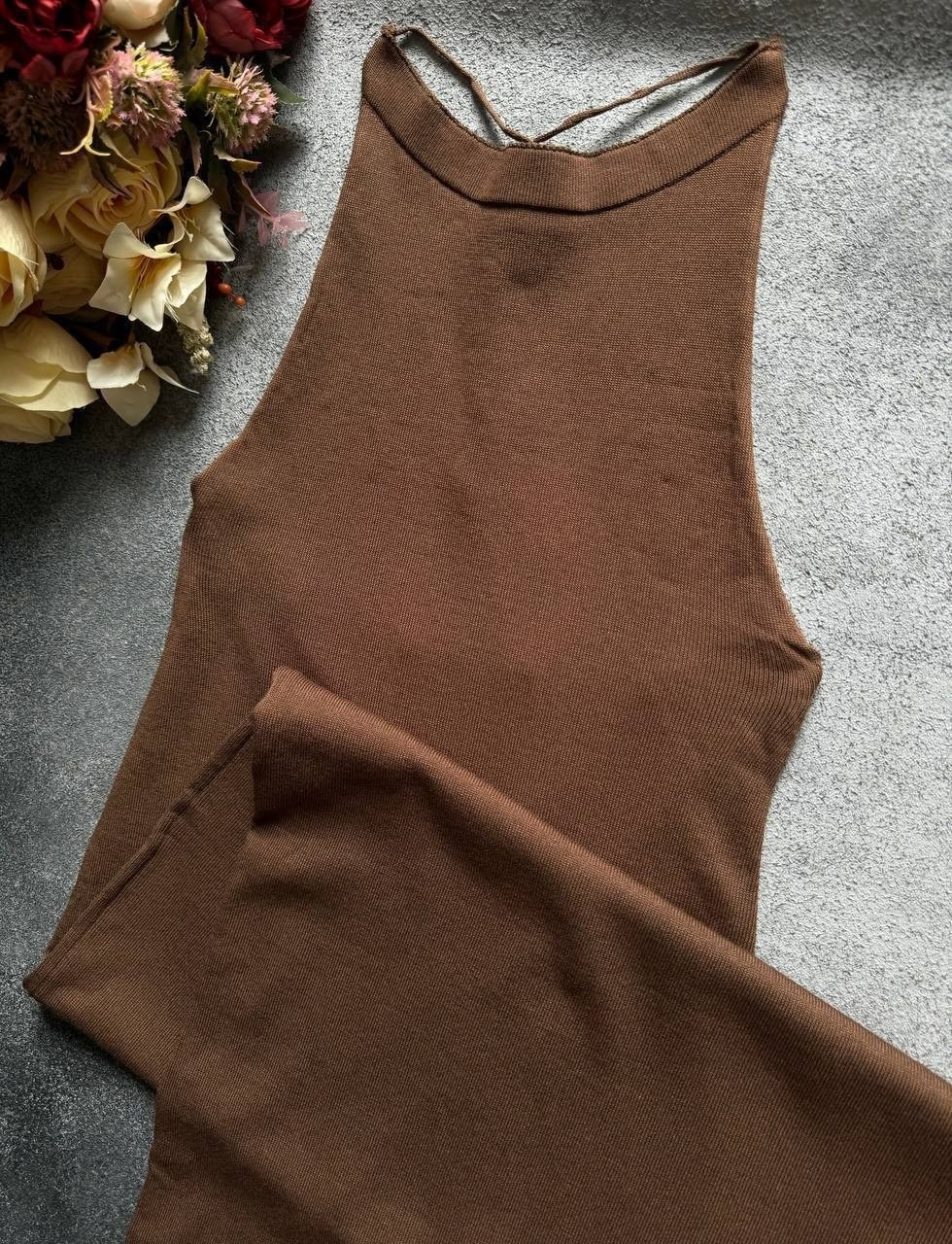 облегающее платье,модели платьев,трикотажное платье,платье миди,коричневое платье