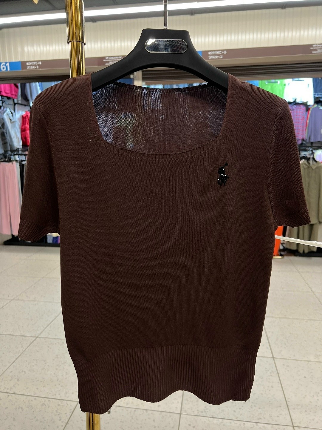 женская кофта,футболки женская,джемпер,коричневый джемпер,женские джемпера