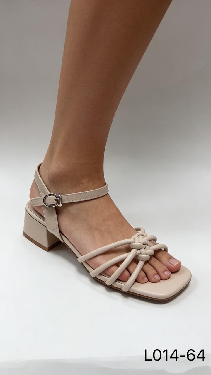 босоножки на каблуках,женские босоножки,босоножки летние,черные босоножки,босоножки на высоком