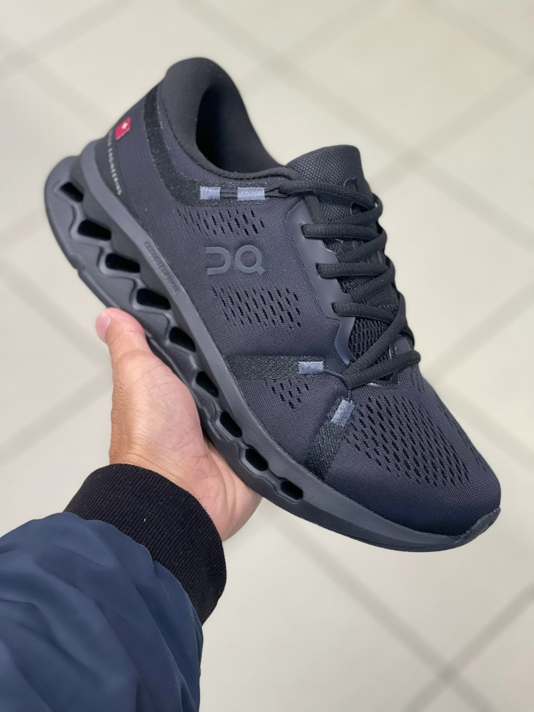 кроссовки,кроссовки on,белые мужские кроссовки on cloud 5,спортивная ,кроссовки женские мужские