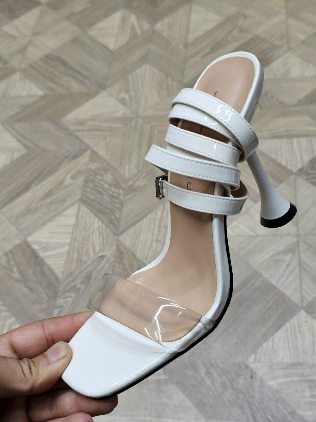 ,женские босоножки,босоножки на каблуках,прозрачные босоножки,женские босоножки на высоком каблуке