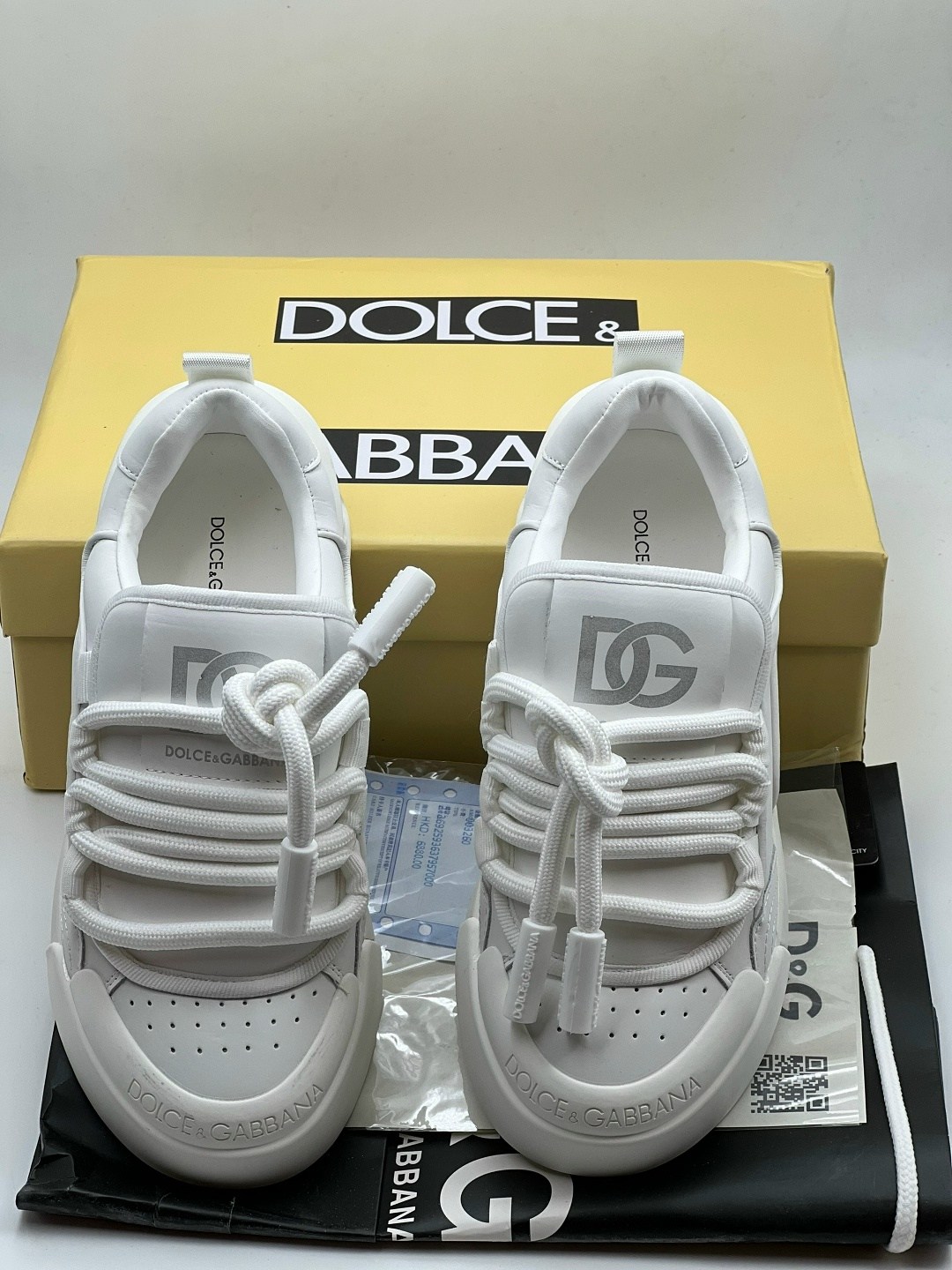 кроссовки dolce gabbana женские,кроссовки dolce gabbana,кроссовки дольче габбана женские 2026,кроссовки дольче габбана,кроссовки дольче габбана женские