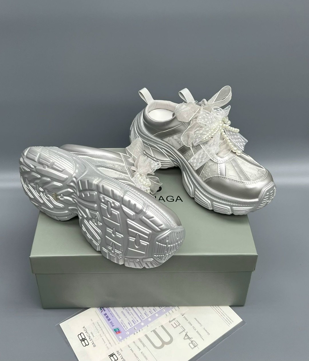 ,кроссовки женскиe,массивные кроссовки,женские массивные кроссовки,кроссовки модные