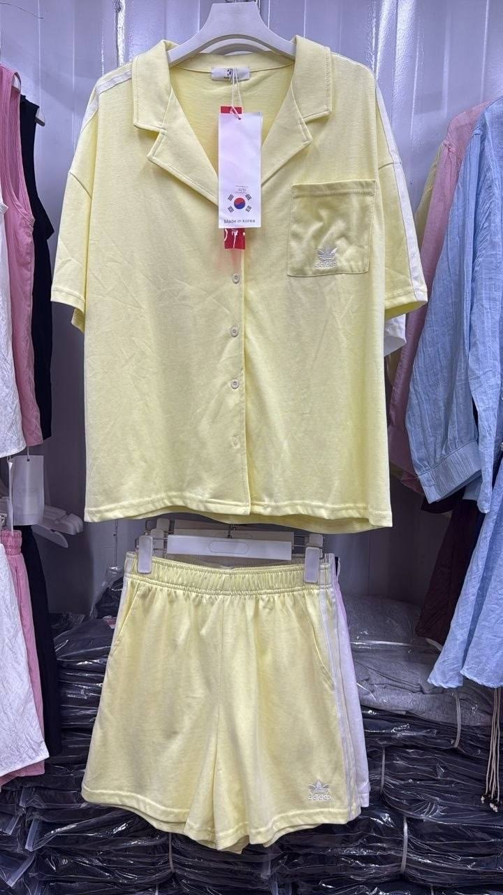 льняной костюм с шортами лимонного цвета,женский костюм с шортами,летние костюмы женские,летние костюмы,костюм с шортами