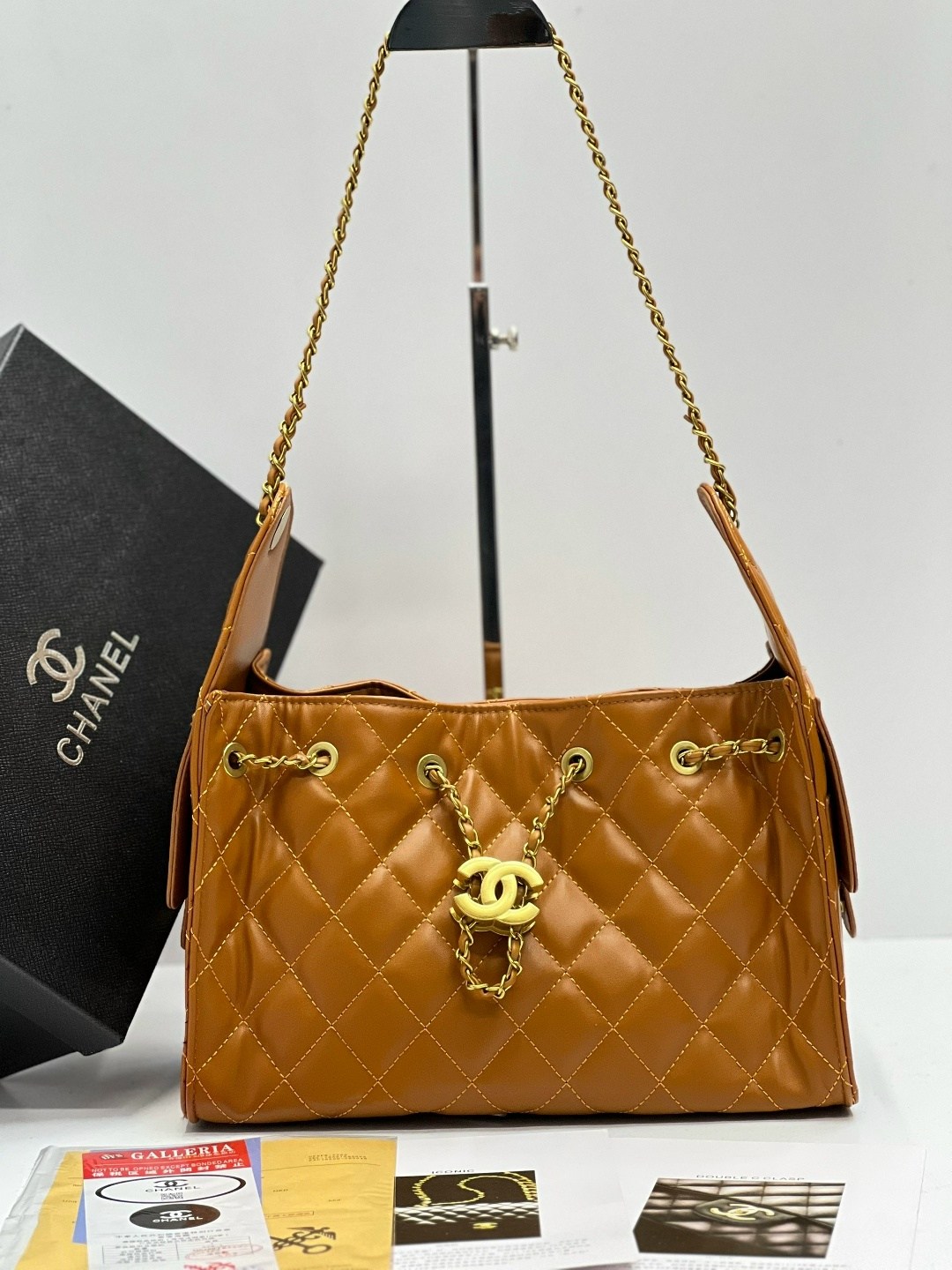 chanel сумка,сумка женская chanel,сумка женская chanel кожаная люкс,шанель сумка,кожаная белая сумка chanel