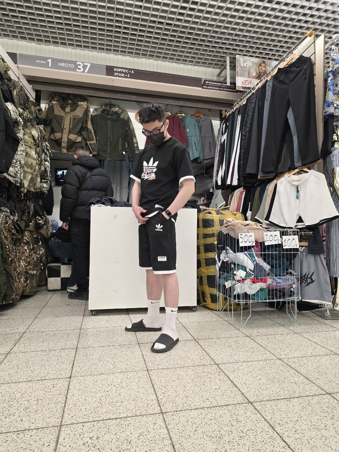 костюм летний с шортами и футболкой,костюм спортивный adidas,костюм спортивный мужской с шортами,мужской костюм с шортами,шорты мужские